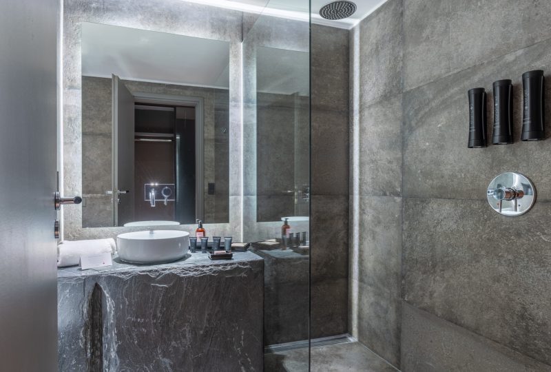 Baño + Ducha Deluxe King (NK1) o Twin (NTT) - Lake View