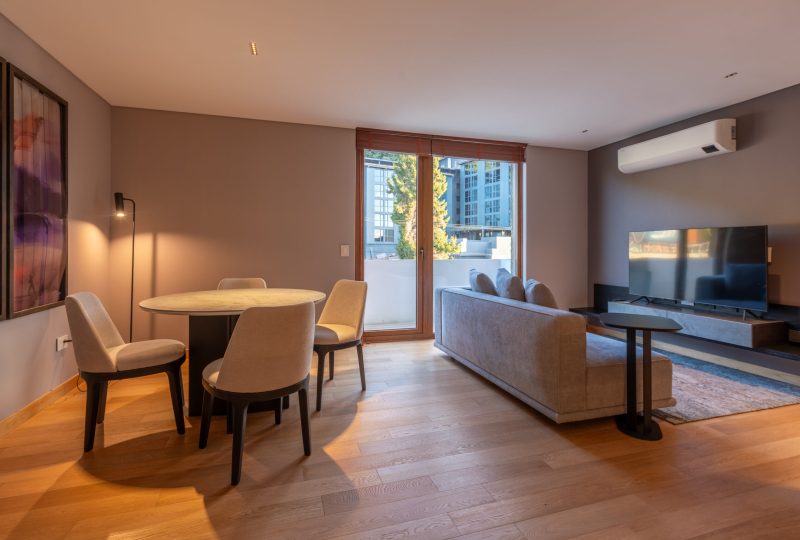 Living 2 - Suite 1 King Bedroom - City View (SK1)